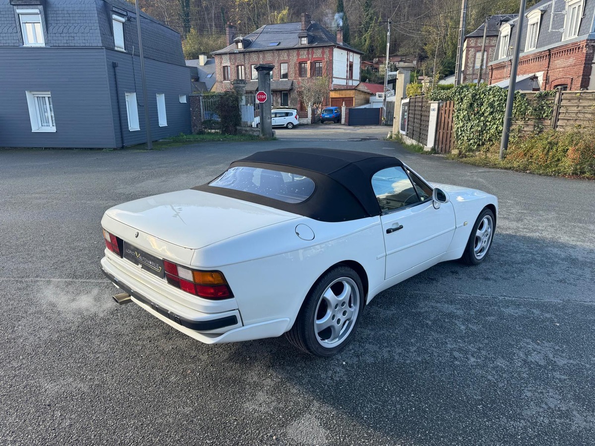 Porsche 944 TURBO CABRIOLET 2.5 250