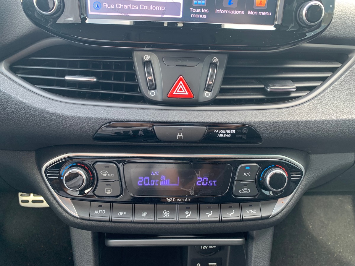 Hyundai i30 140 | Creative | Caméra recul | GPS | Siège électrique | Régulateur | Roue de secours