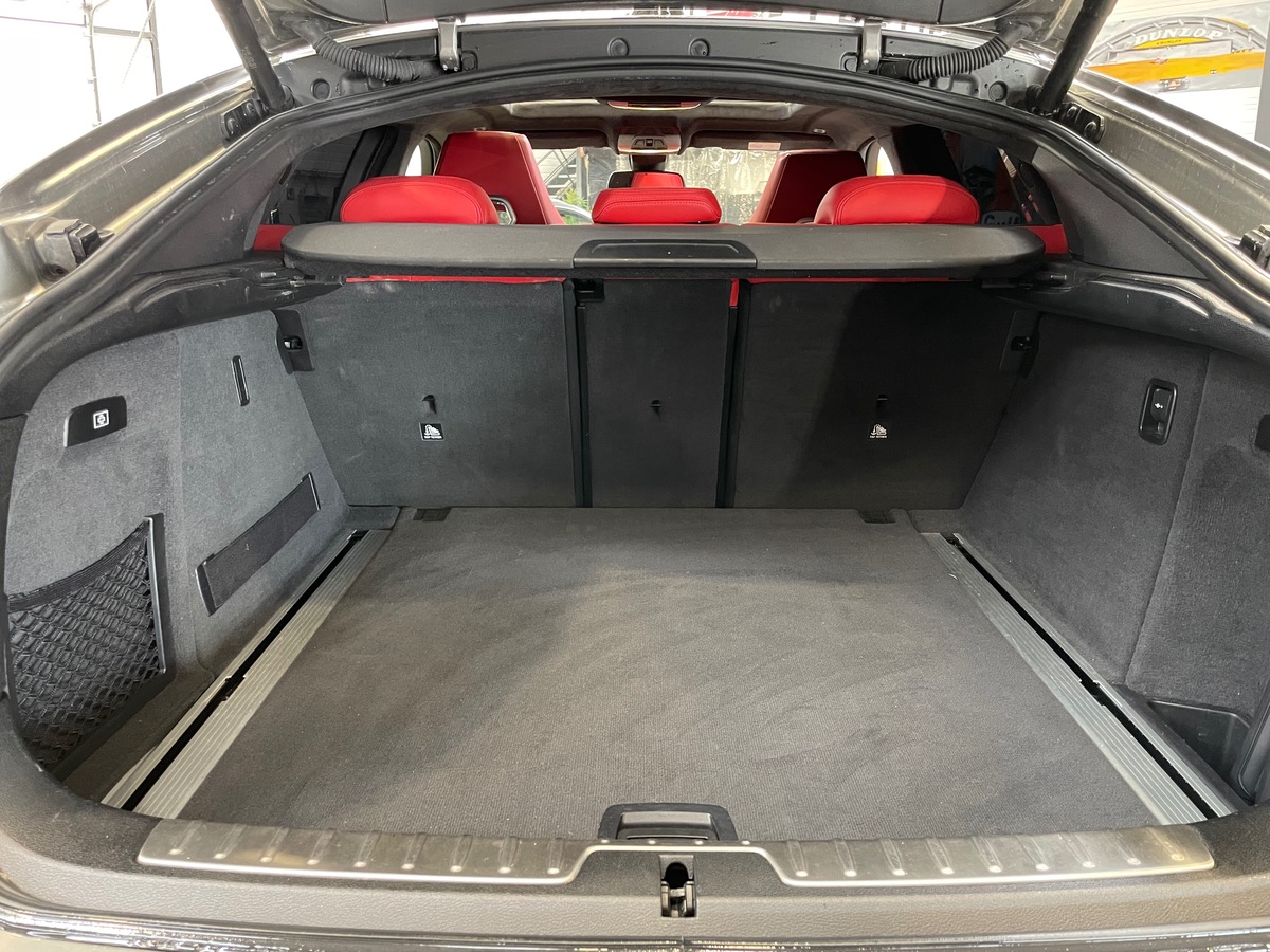 Bmw X6 M 4.4L V8 XDRIVE 575CV - CARPLAY/TOIT OUVRANT/SIEGES CHAUFFANTS - ENTRETIENS CONSTRUCTEUR
