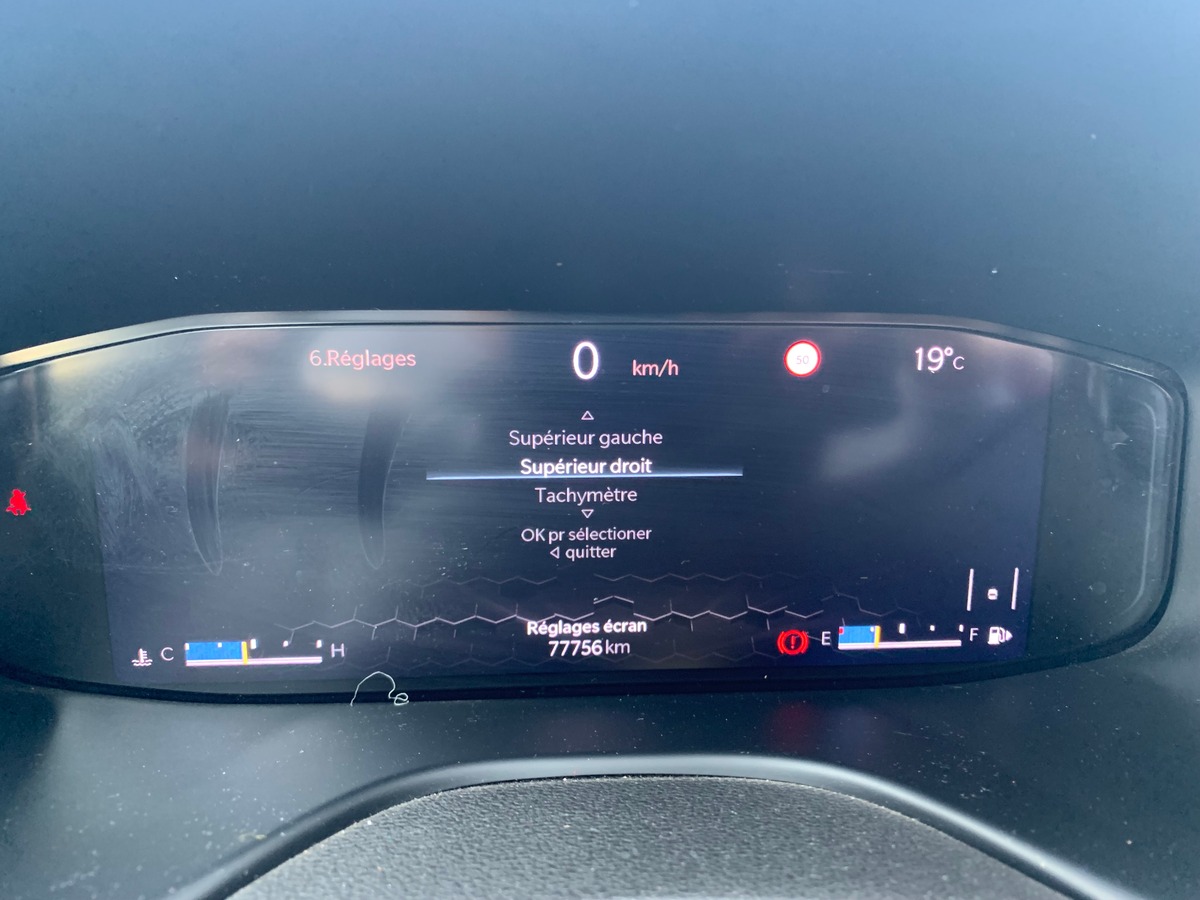 Jeep Compass 130 | (2) 1.6 MJET | Night Eagle | Attelage | GPS | Régulateur vitesse | Apple car Play