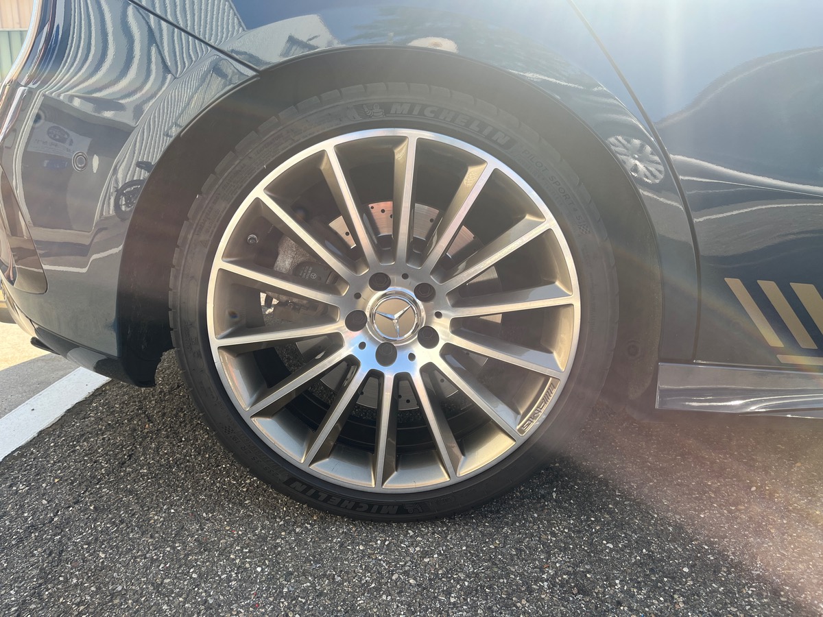 Mercedes-Benz Classe A 35 AMG 2.0 4MATIC 7G-DCT 306cv EDITION ONE, Contrat d'entretien 2 ans inclu