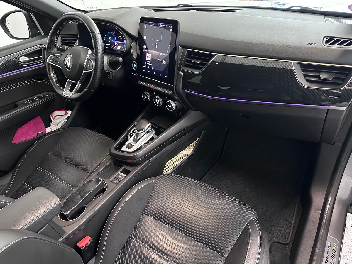 RENAULT Arkana 1.6 E-TECH ENGINEERED 145 22