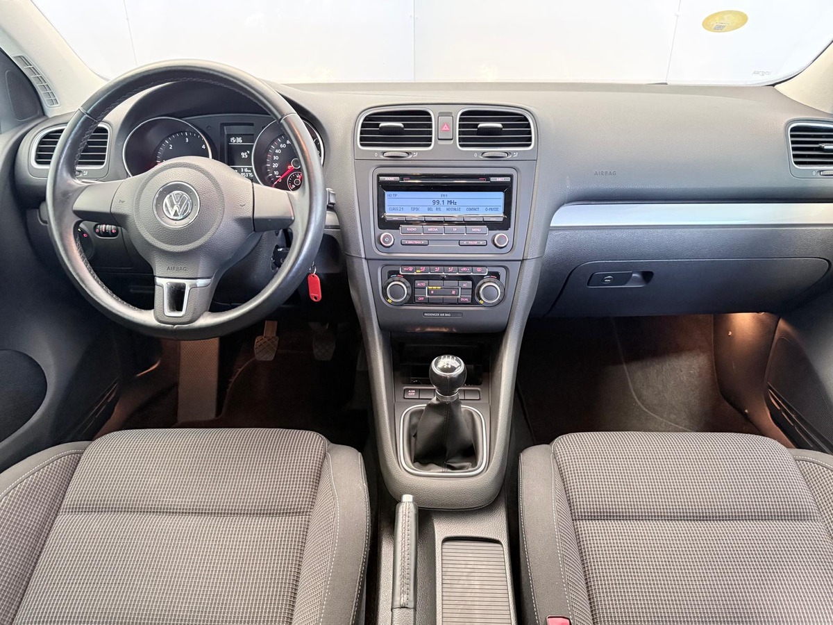 Volkswagen Golf VI 1.6 TDI 105  TRENDLINE