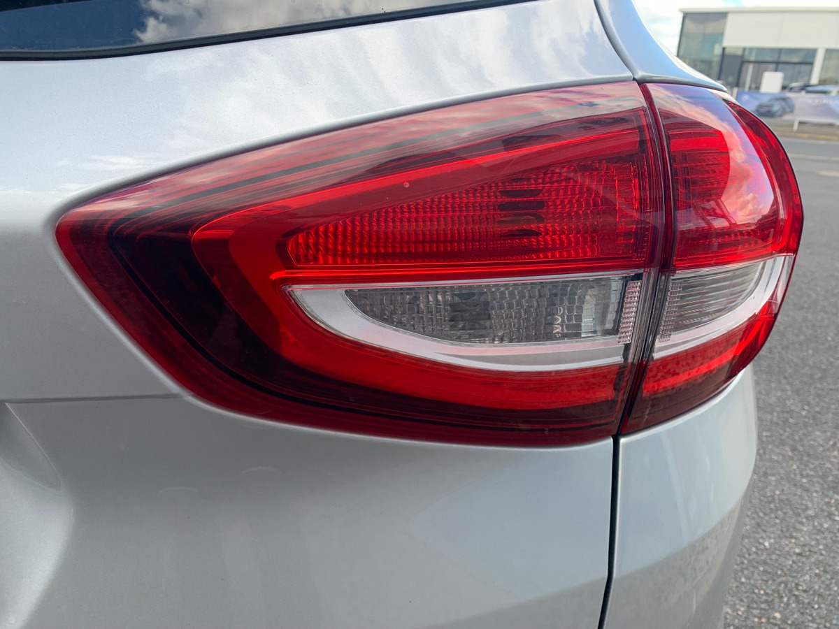 Ford C-max 170 chevaux | Titanium | Radar avant et arrière | Sièges chauffants | Apple car play
