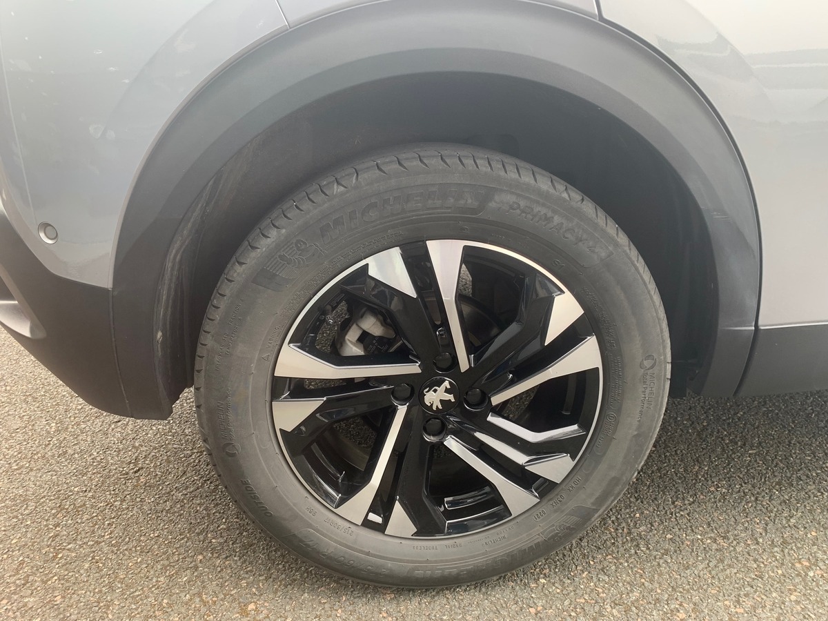 Peugeot 2008 GT | Caméra de recul | Phares avant LED | Reconnaissance panneaux de signalisation