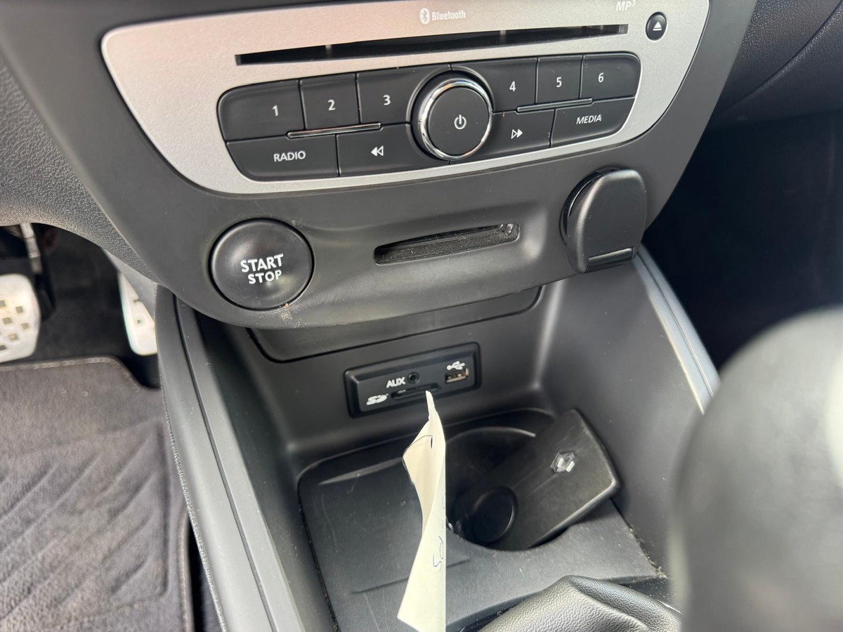 RENAULT Megane III Coupé 2.0 dCi 163 GT