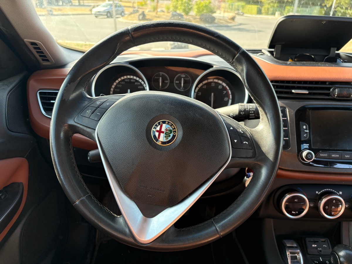 Alfa Romeo Giulietta III Phase 2 1.4 TB 16V MultiAir TCT S&S 170 cv Boîte auto