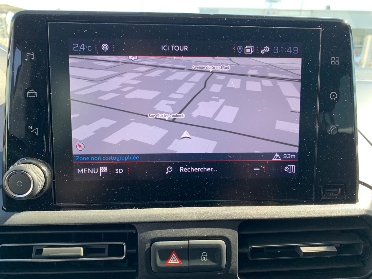 Peugeot Rifter 102 ch | Allure | 7 places | GPS | Roue de secours | Radar de stationnement arriére