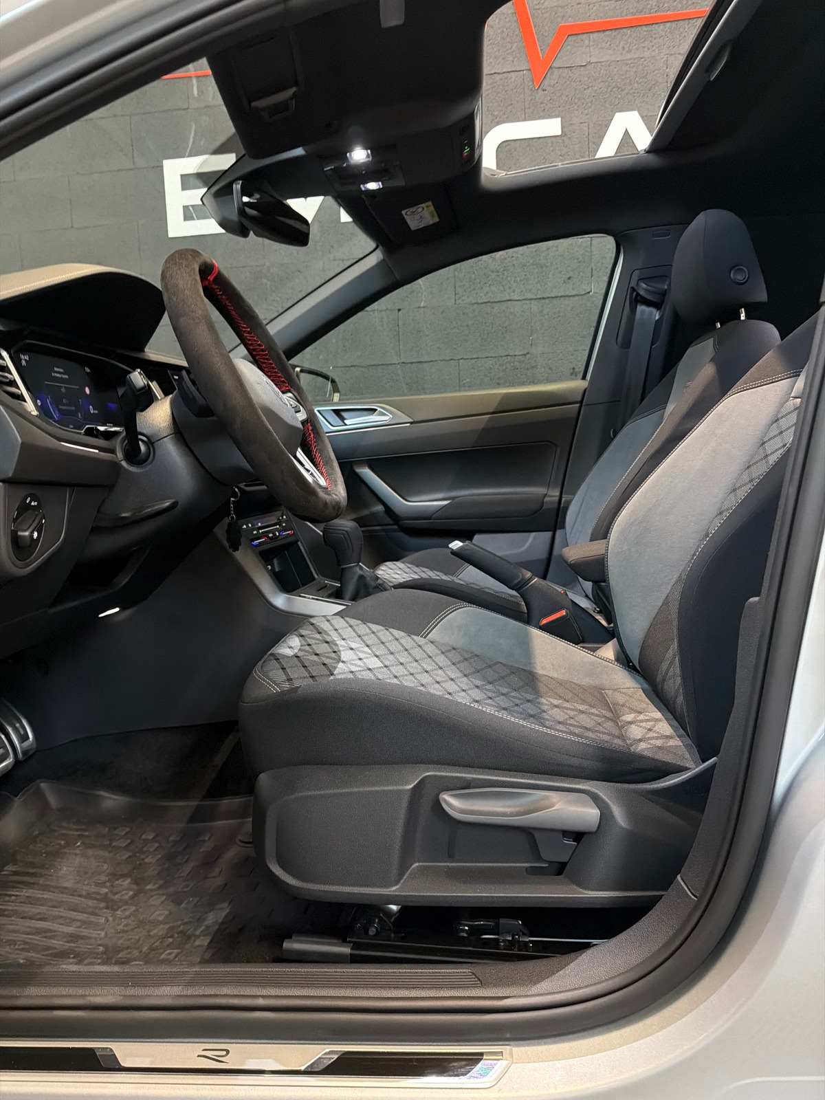 Volkswagen Polo 1.0 TSI 116ch S&S DSG7 R-Line