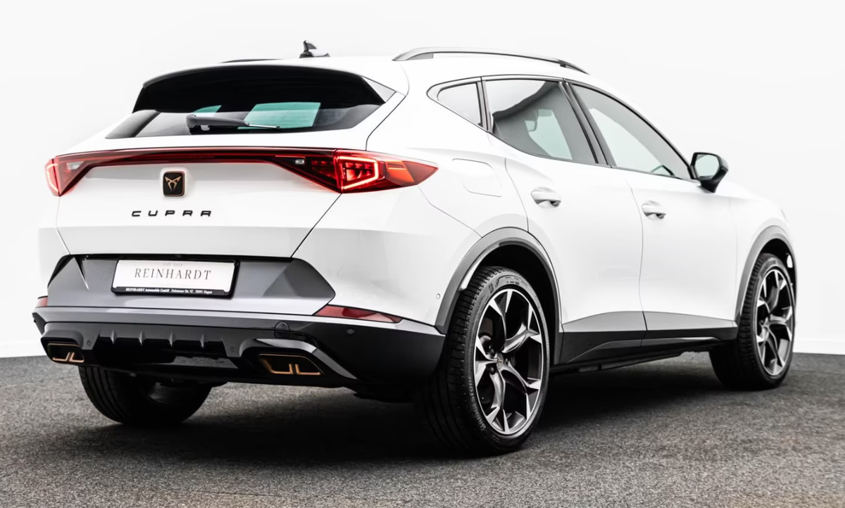 Cupra Formentor 1.4 e-HYBRID 245ch VZ DSG6/Toit ouvrant/Matrix/Caméra