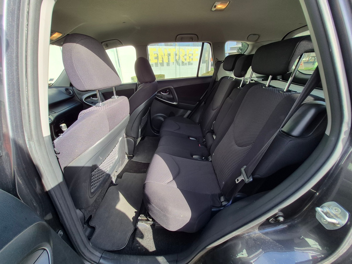 Toyota RAV4 150 D-4D 4WD FAP LeCap