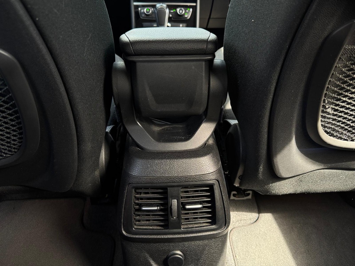 Bmw Série 2 Active tourer 225 xeA Lounge BVA