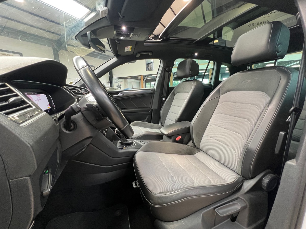Volkswagen Tiguan II 2.0 TDI 150 DSG7 R-LINE  ATTELAGE/TOIT PANO/CARPLAY/