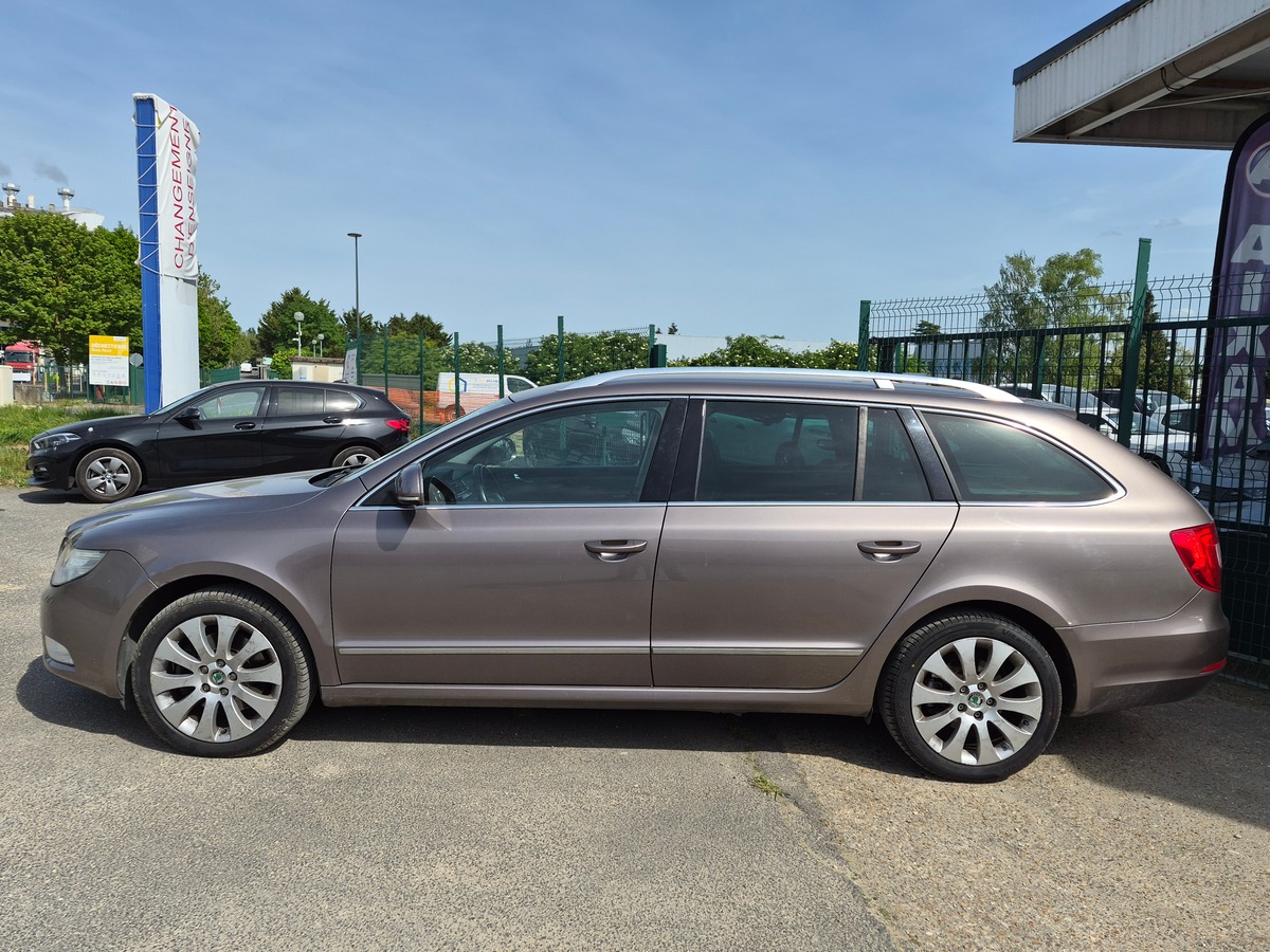 Skoda Superb Combi II 2.0 TDI 170 CR FAP PRAHA DSG