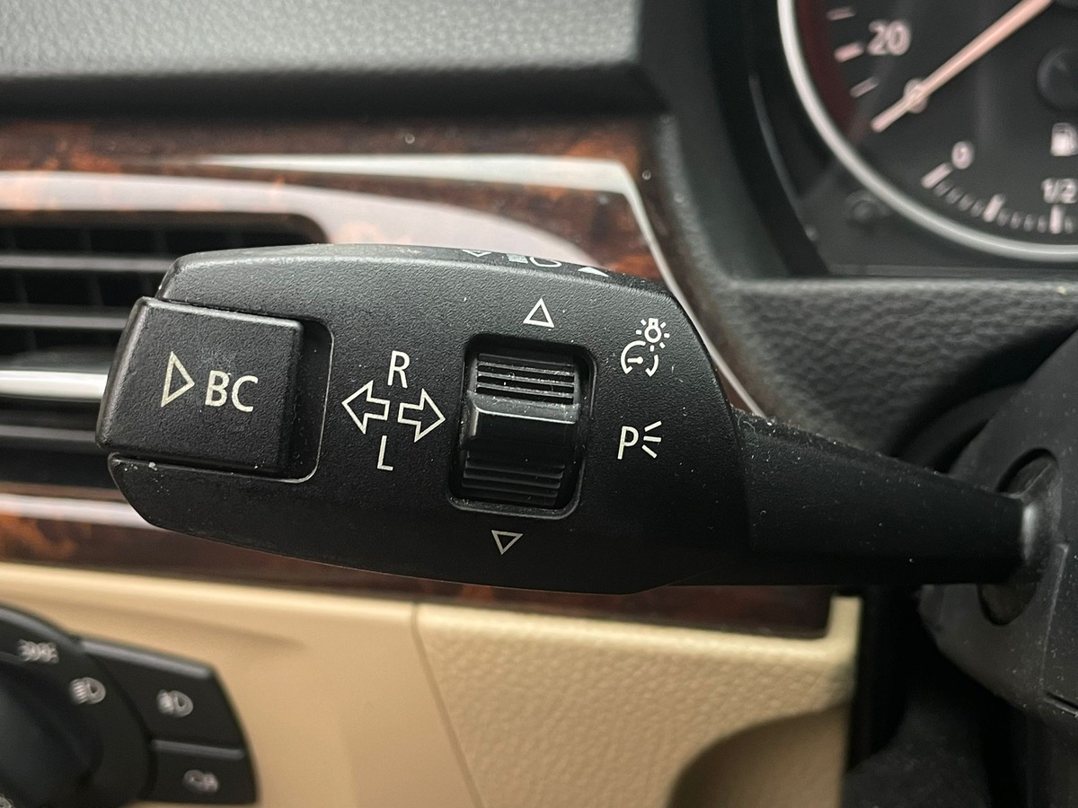 Bmw Série 3 325 i e90 218ch Pack Luxe BVM6