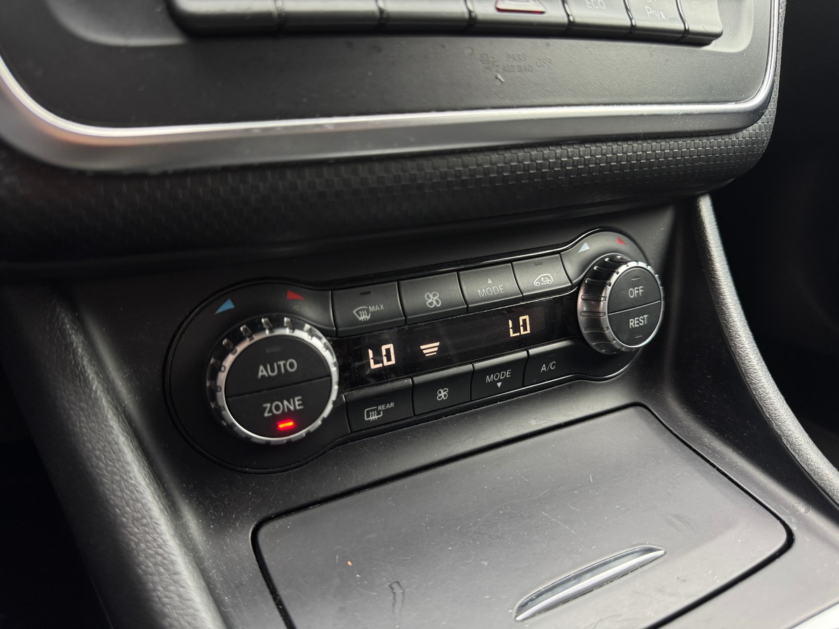 Mercedes-Benz Classe A Intuition (W176) 200 CDi 1.8 CDI BlueEFFICIENCY 136 cv