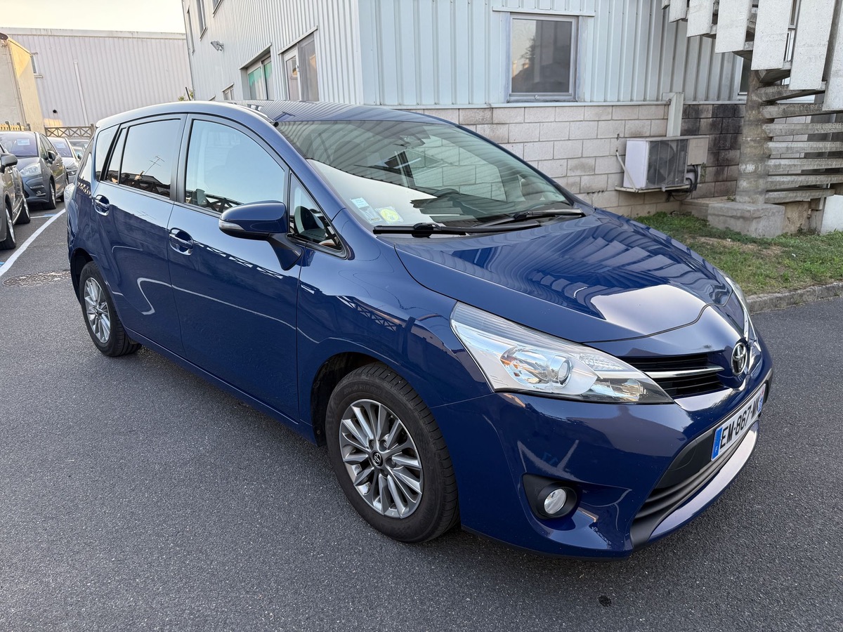 Toyota Verso 1.6 D-4D 112 CV tendance 1er main 4XCB