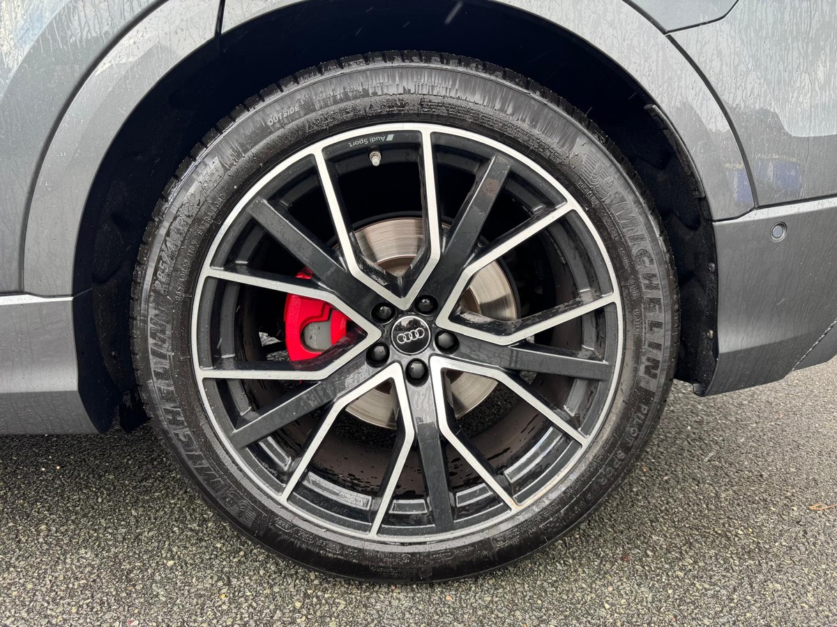 Audi Q8 50 3.0 TDI V6  Quattro Tiptronic8 286 cv S-LINE - Francais