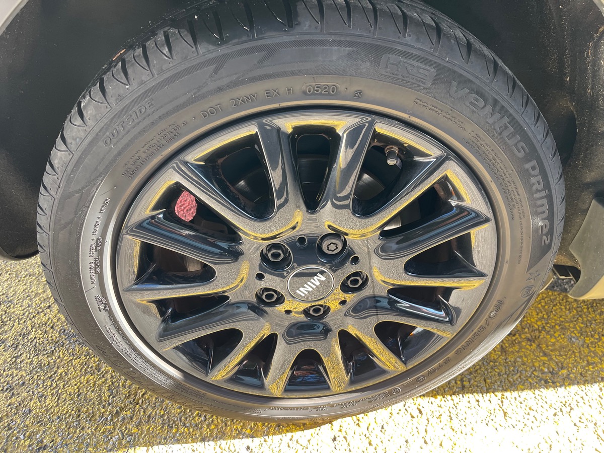 Mini Mini Cooper 1.5 i 136 CV / Phase 2 /5 Portes / GPS / Boite Auto / Feux Anglais /