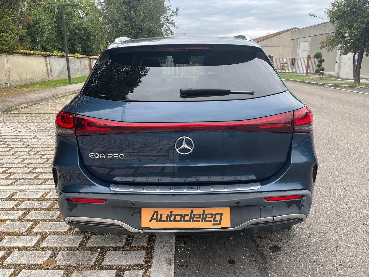 Mercedes Benz EQA 250 AMG Line - SOH À 99%