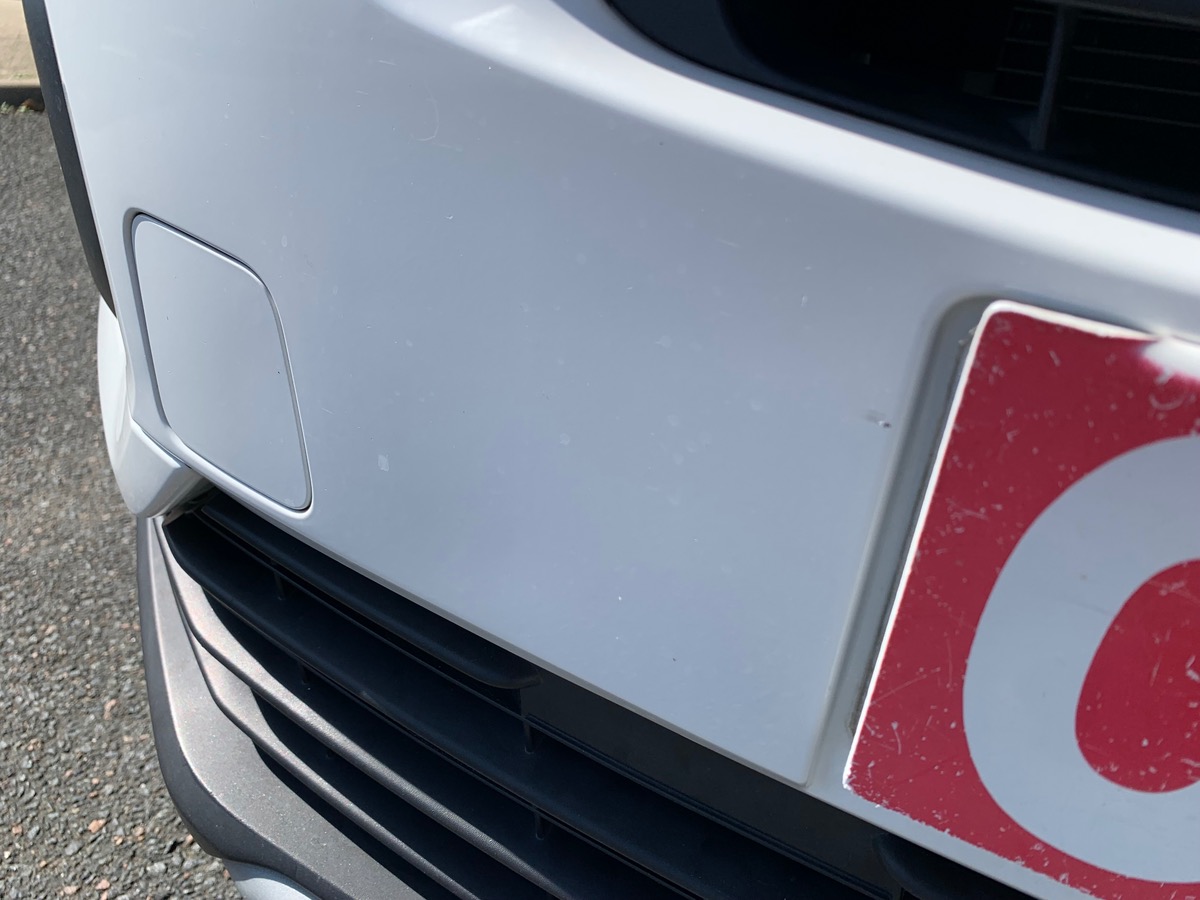 Peugeot Rifter 102 ch | Allure | 7 places | GPS | Roue de secours | Radar de stationnement arriére