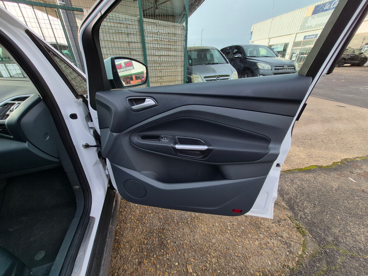 Ford C-max 1.0 ECOBOOST 125 TITANIUM