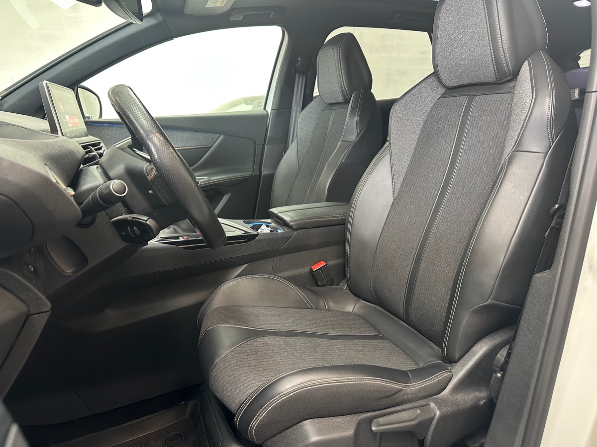 Peugeot 3008 1.2 PureTech 130ch S&S GT Line / Entretien complet Peugeot / Distribution neuve
