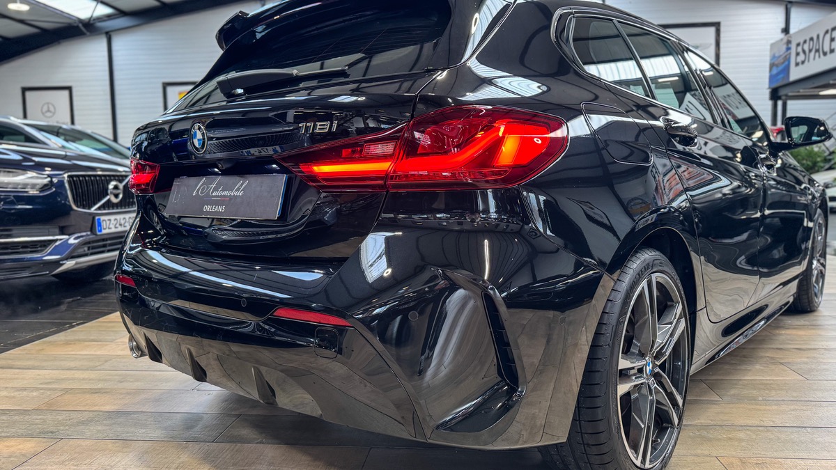 Bmw Série 1 118i 136 M SPORT / FRANCE / 1ERE MAIN FR / ENTRETIEN CONSTRUCTEUR A JOUR 