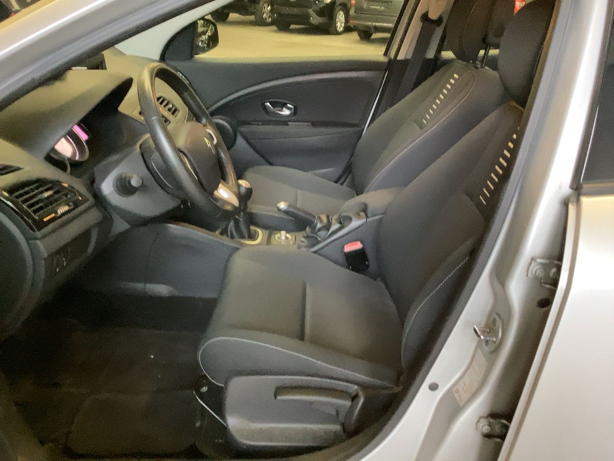 RENAULT Megane III 1.5 dCi 110