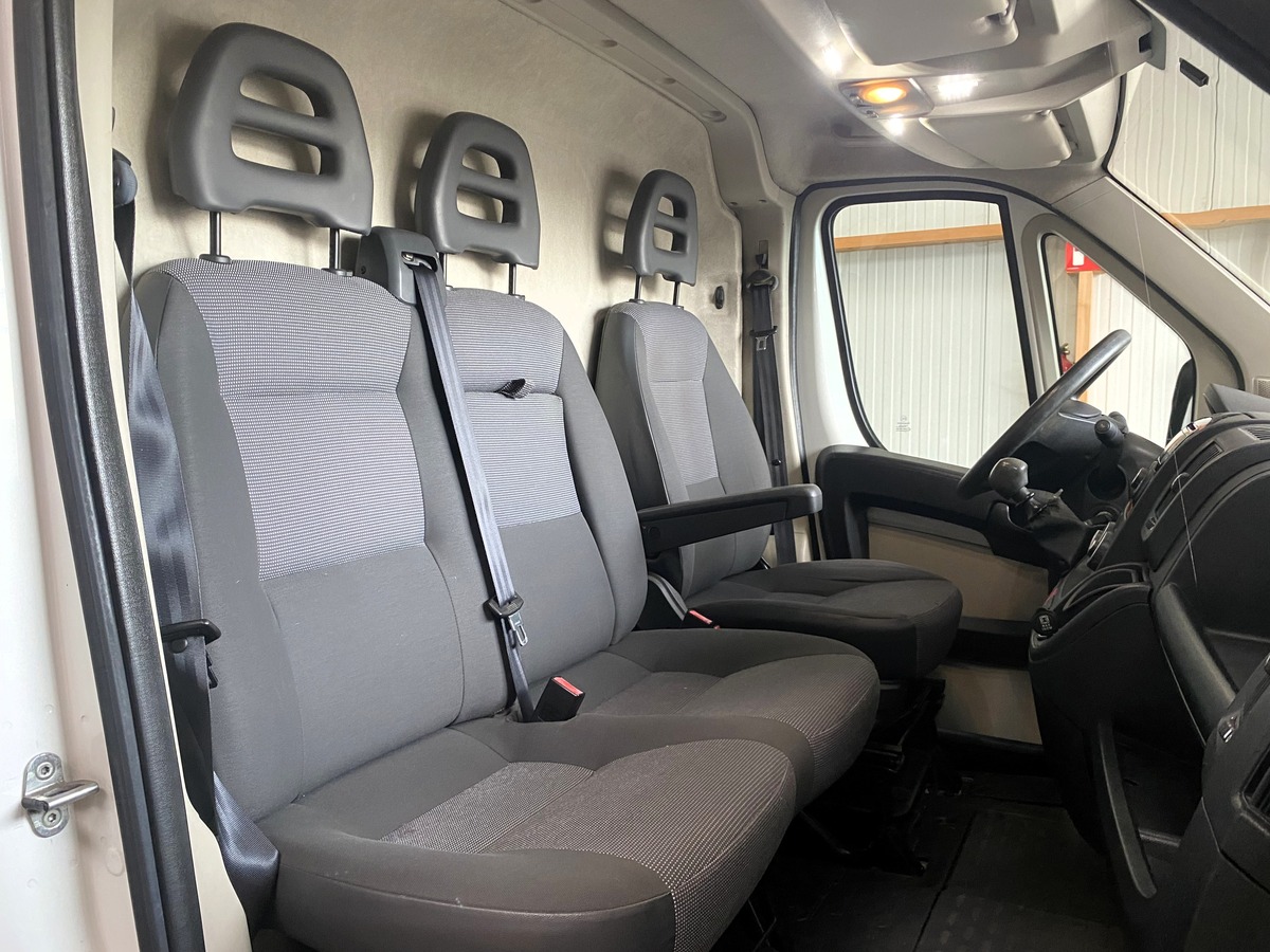 Peugeot Boxer 2.2 hdi 110 ch