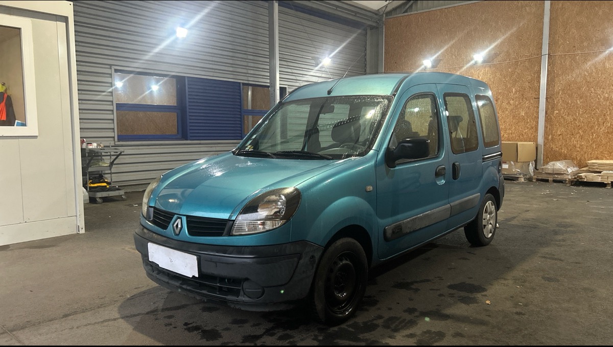 RENAULT Kangoo 1.2