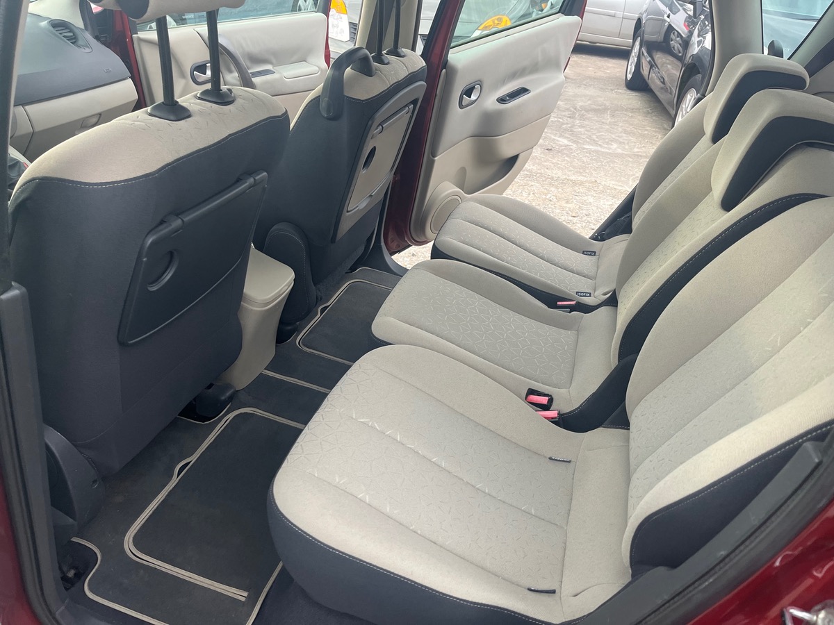 RENAULT Scenic 1.9 dci  162461KM