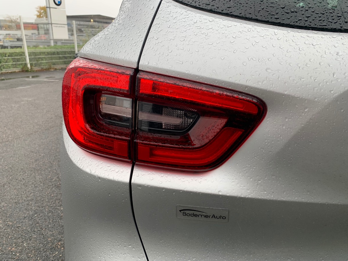 RENAULT Kadjar 110 ch | Business | Crochet d'attelage | Régulateur de vitesse | Radar avant arriére