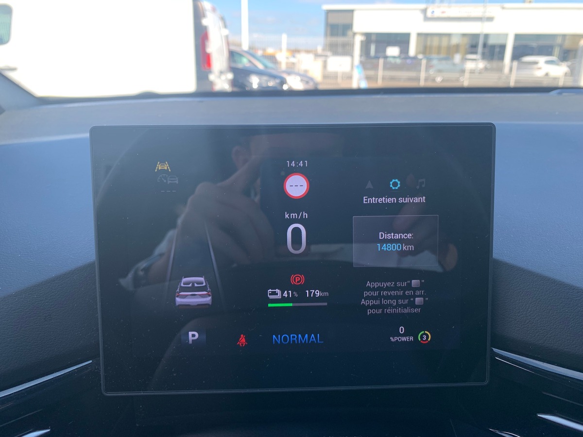 MG MG4 245 | 77 Kwh | Luxury | Apple car Play | Caméra | Siéges chauffants | Régulateur adaptatif