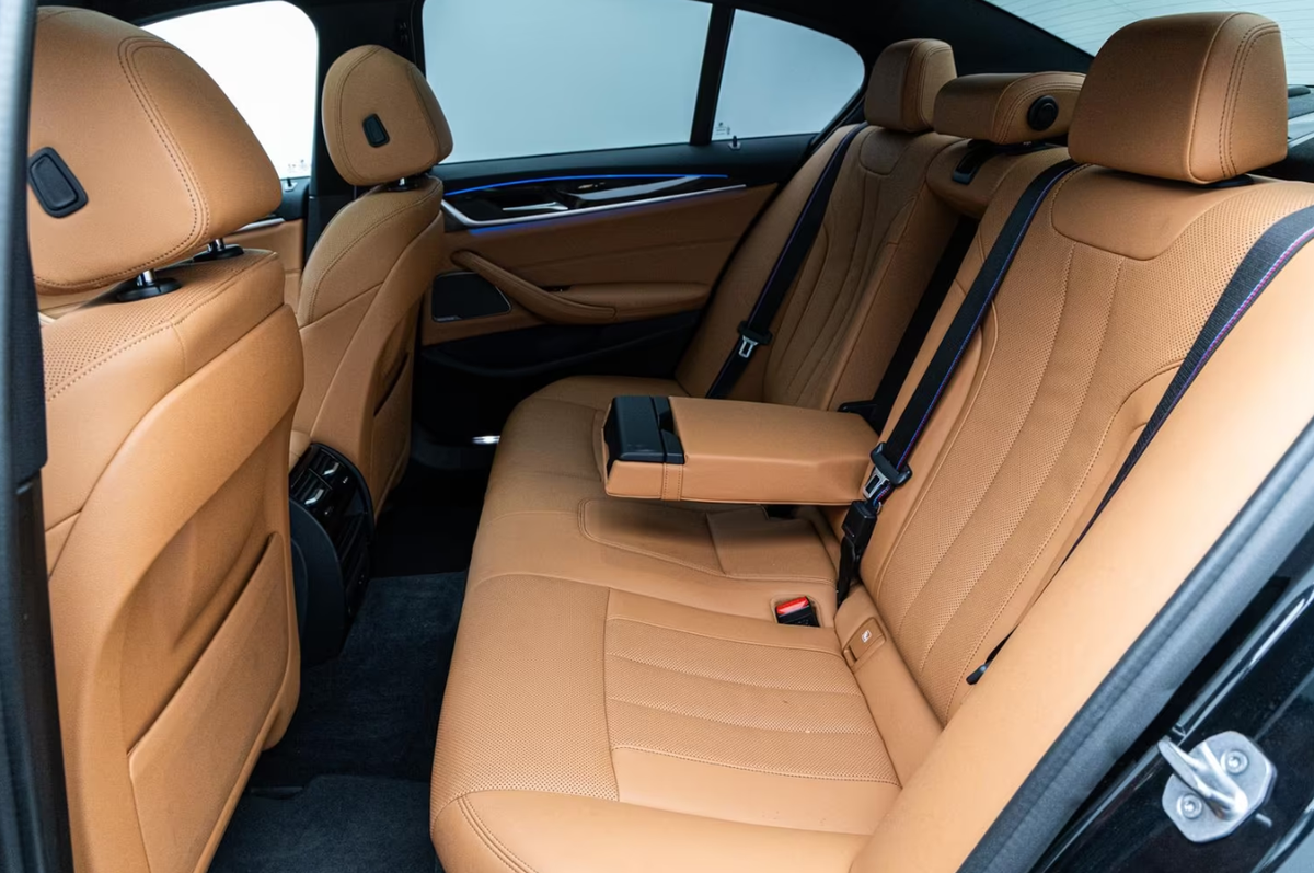 Bmw Série 5 VI 545eA xDrive 394ch M Sport Steptronic/Harman-Kardon/Toit ouvrant/Pack innovation