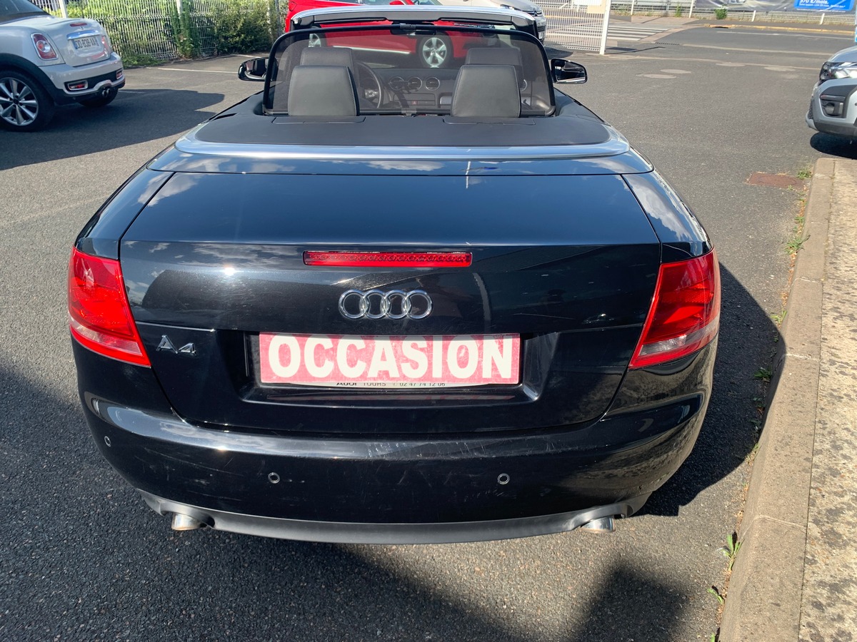 Audi A4 Cabriolet 140 ch | Ambiente | Cuir | Régulateur de vitesse | Climatisation | Capote récente