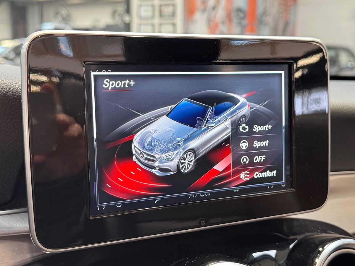 Mercedes-Benz Classe C CABRIOLET 200 9G-TRONIC 184CV FASCINATION AMG