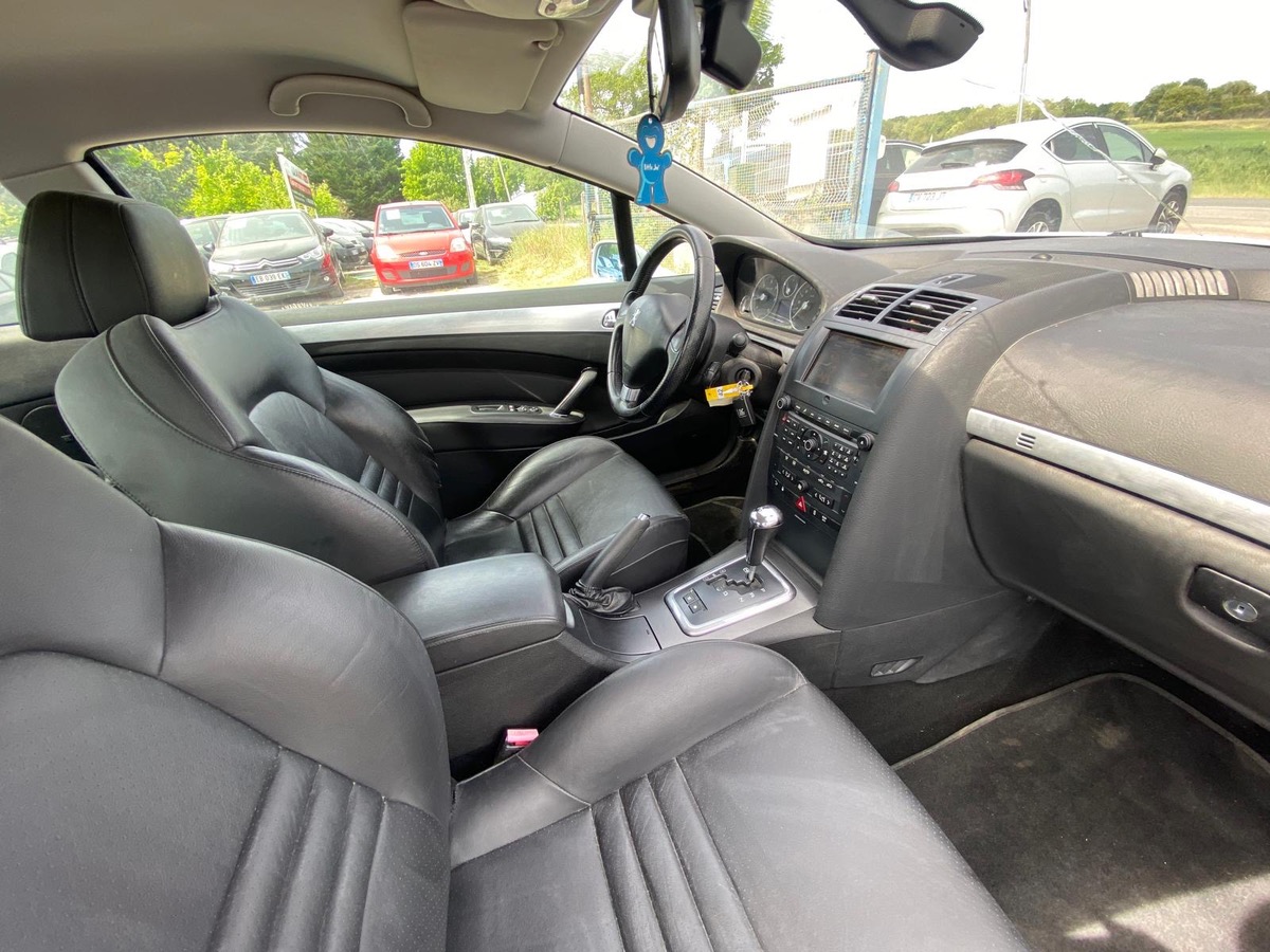 Peugeot 407 Coupe 2.7 v6 hdi 204cv griffe faible kilométrage d’origine 