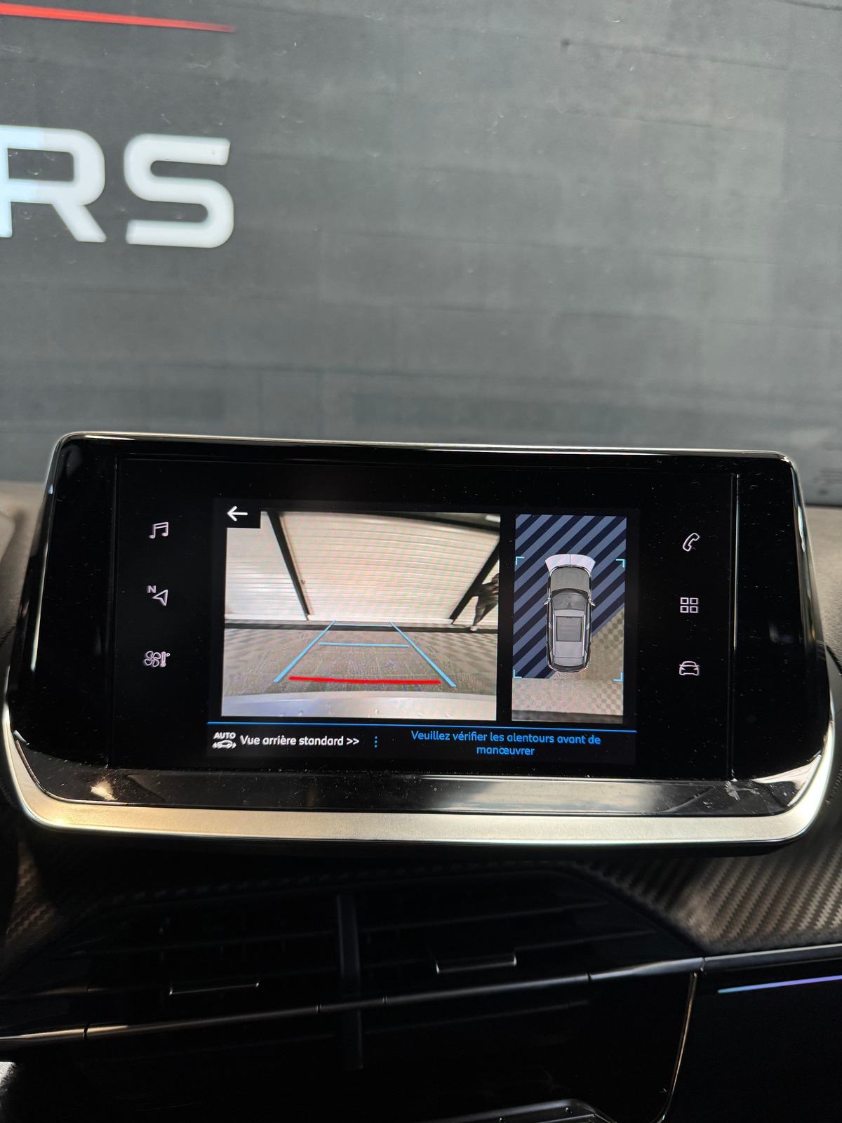 Peugeot 2008 GT 1.5 BLUE HDI