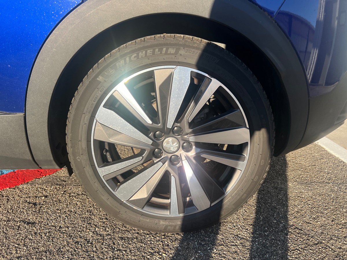 Peugeot 3008 HYbrid4 300cv GT EAT8, SUIVI COMPLET PEUGEOT, TOIT OUVRANT, SIEGES CHAUFFANTS/ MASSANTS