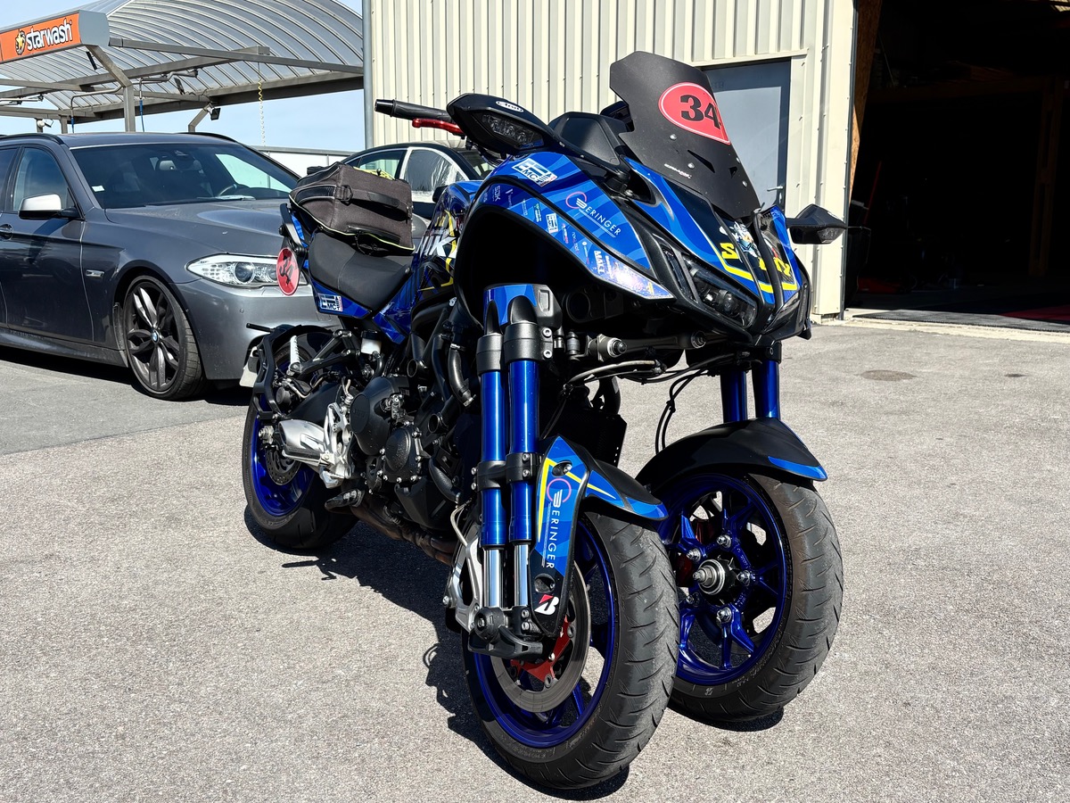 Yamaha NIKEN 850 MTT2