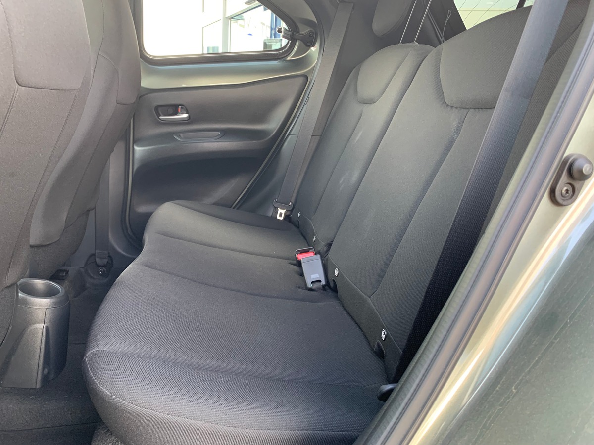 Toyota Aygo X 72 | Design | Apple car play | Régulateur | Climatisation | Ecran couleur tactile 8 "