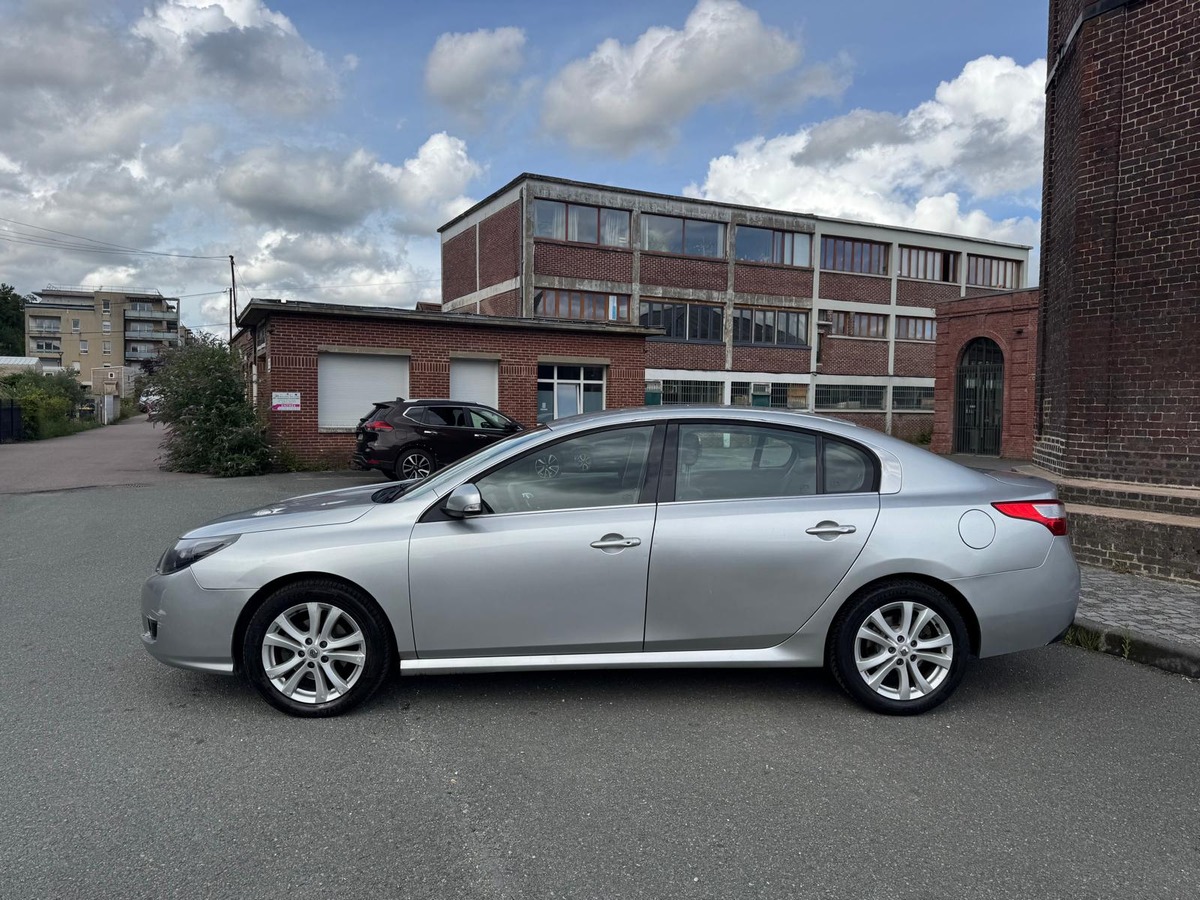RENAULT Latitude 2.0 dci 150cv Business - garantie