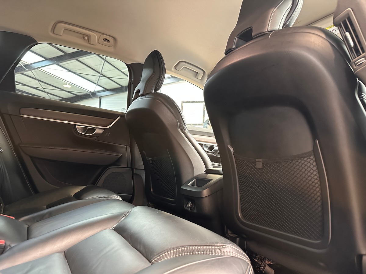 Volvo V90 Cross Country D4 AWD 190 ch Inscription Geartronic  + attelage électrique