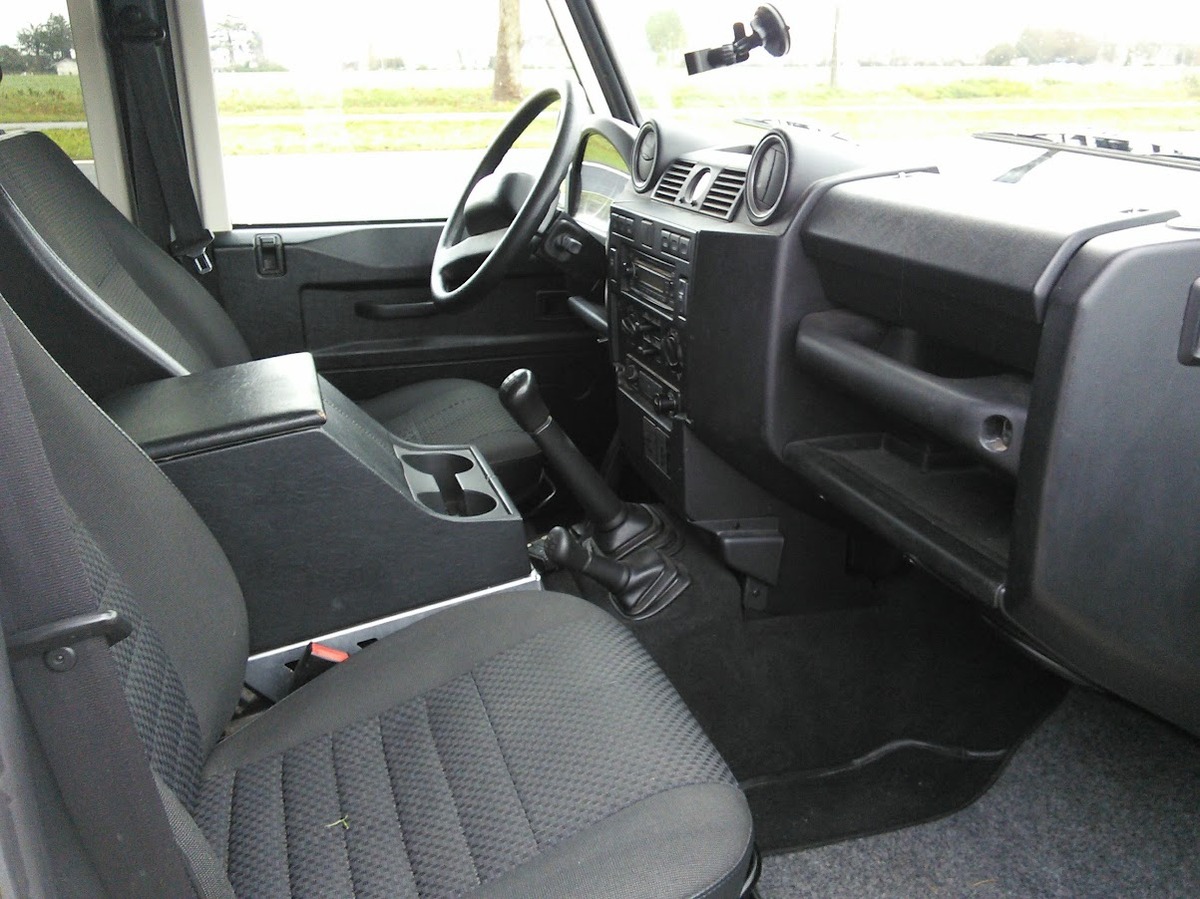 Land-Rover Defender 2.4 Td4 120 4x4 AMENAGE