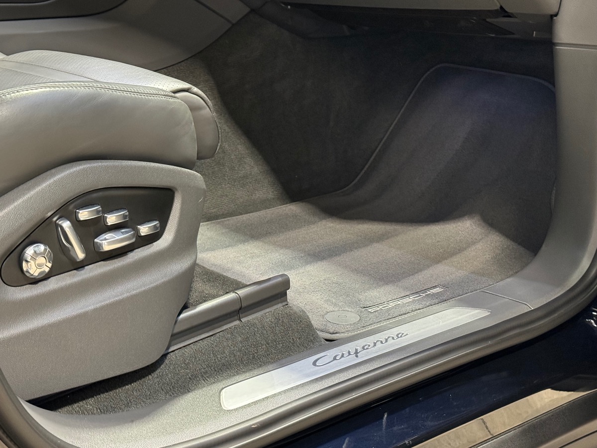 Porsche Cayenne E-HYBRID 3.0 V6 462CV APPROVED ZWM