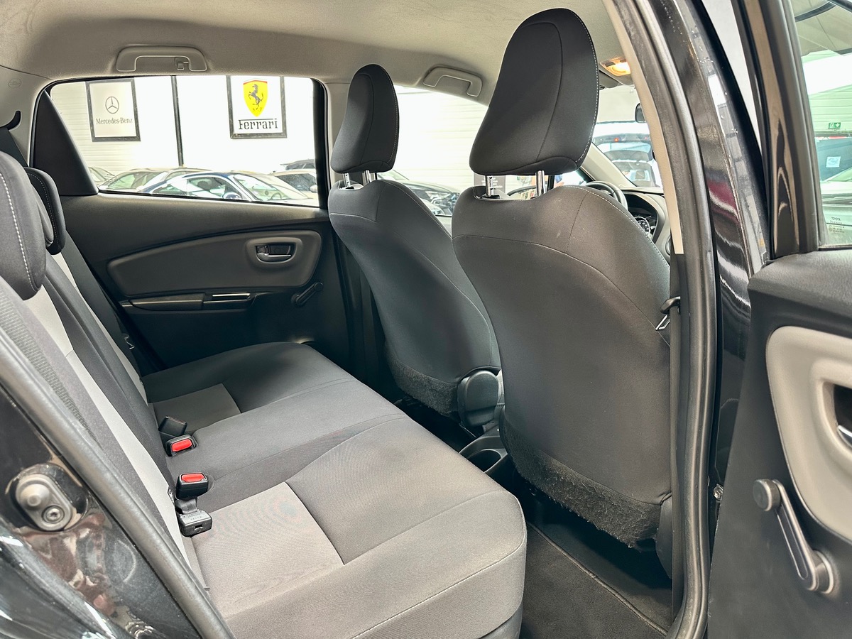 Toyota Yaris III (2) Hybrid 100H Dynamic 5P BVA a