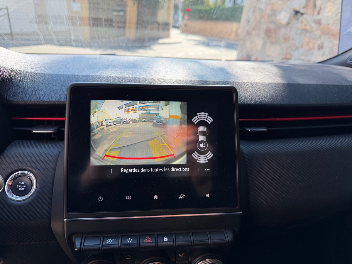 RENAULT Clio V  1.3 TCE 130 CV / RS LINE / Carplay / Caméra de recul /Full Black /KM Réel/ Son Focal