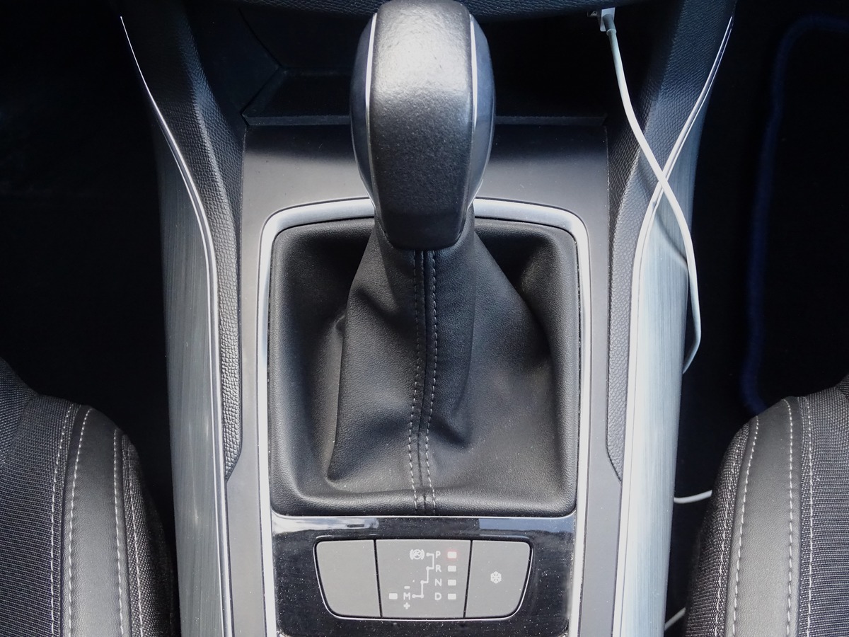 Peugeot 308 SW GENERATION-II SW 130 Ch ALLURE EAT BVA ( DISTRIBUTION OK / CARPLAY )
