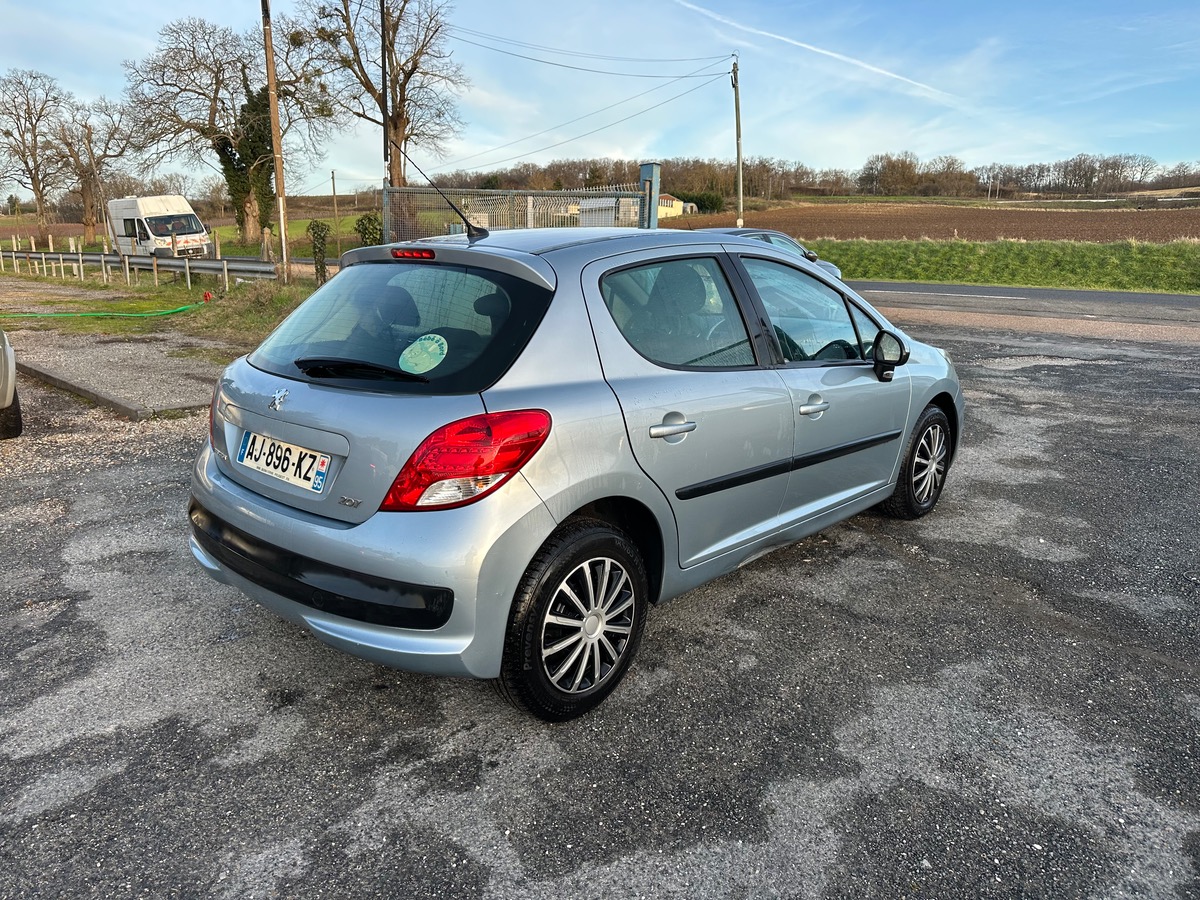 Peugeot 207 1.4 hdi 70cv phase 2 173100km